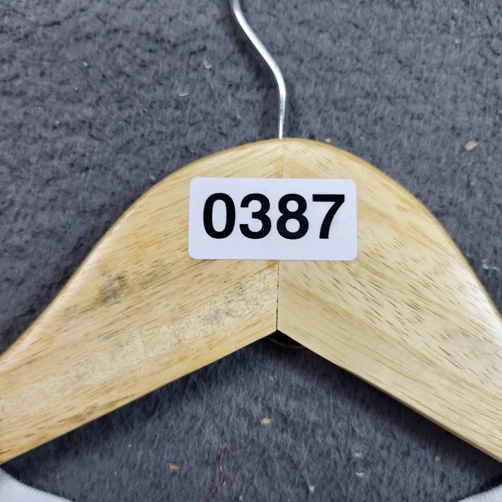 Robin's Jean Shirt Mens XL White Bats Wings Graphic Tee Gothic Horror Halloween - Picture 9 of 9